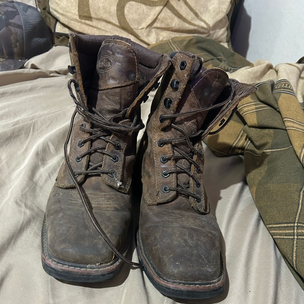 Justin’s Steel Toe Lace Boot